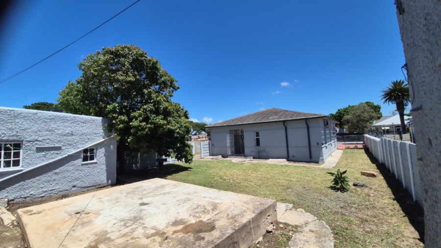 4 Bedroom Property for Sale in Newton Park Eastern Cape